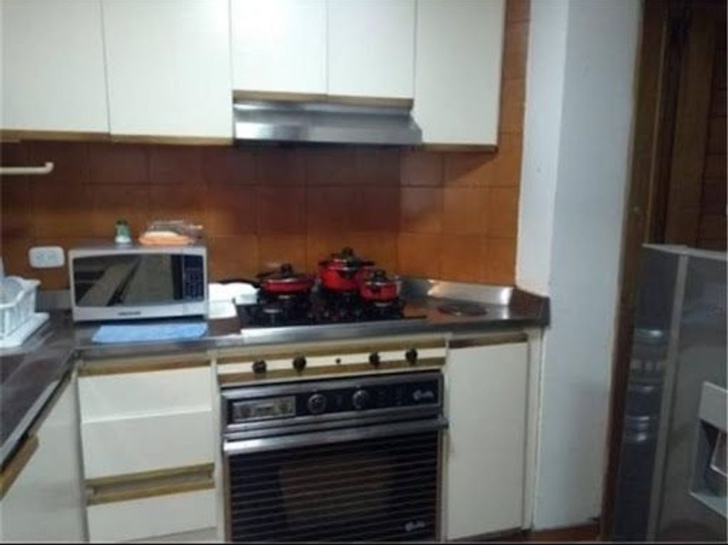 Apartamento de 2 alcobas en venta en Santa Barbara Oriental, Bogotá, 135 m² · foto 9 de 11