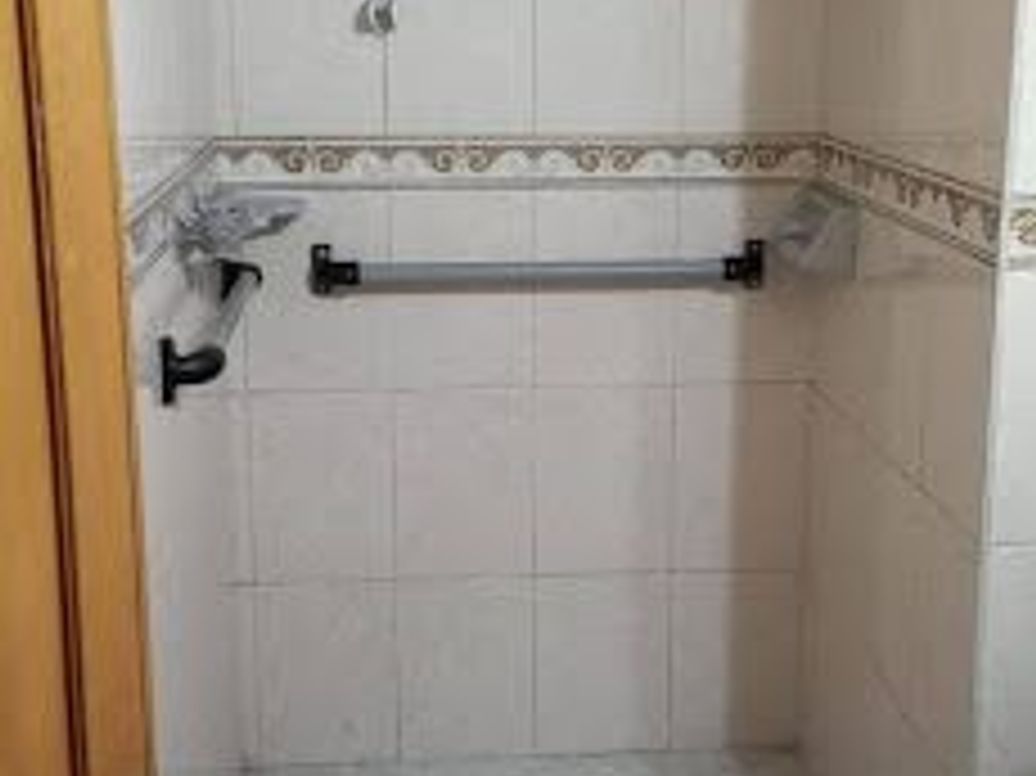 Apartamento de 3 alcobas en venta en Urbanización Bavaria Castilla, Bogotá, 145 m² · foto 3 de 10