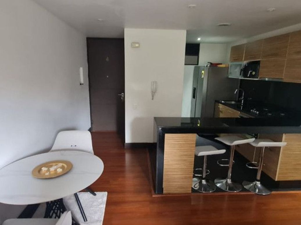 Apartamento en venta en Los Cedros, Bogotá · foto 6 de 17