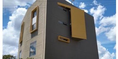 Oficina en arriendo en Rionegro, Antioquia, situada en la fase 1 de una unidad cerrada de bodegas, cerca al aeropuerto. Este espacio de 45 m² ofrece un ambiente funcional para su negocio, con 1 baño y cocineta. Incluye 1 parqueadero. Ideal para quienes buscan una oficina bien ubicada en Rionegro. Con una antigüedad de 9 años, esta propiedad es una opción práctica. ¿Desea conocer esta oficina? Contáctenos por WhatsApp, use la opción quiero que me contacten o vea nuestros números de teléfono.