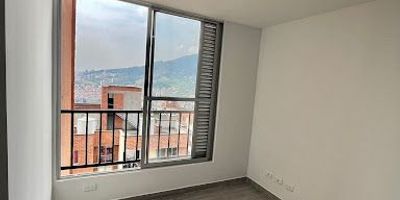 BEMSA PROPIEDAD RAÍZ, vende apartamento con acabados de lujo en sector de bello Quintas del sol, un piso alto de 2 habitaciones y 1 baño, hab principal con closet, cocina integral, unidad cerrada completa. valor negociable.
PARA MAYOR INFORMACIÓN CONTACTAR CON DANIELA 3046463747.