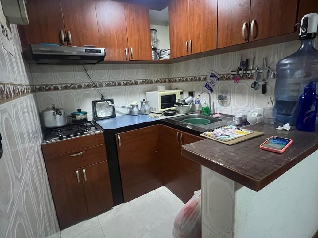Casa de 6 alcobas en venta en La Cabaña, Bogotá, 288 m² · foto 12 de 20