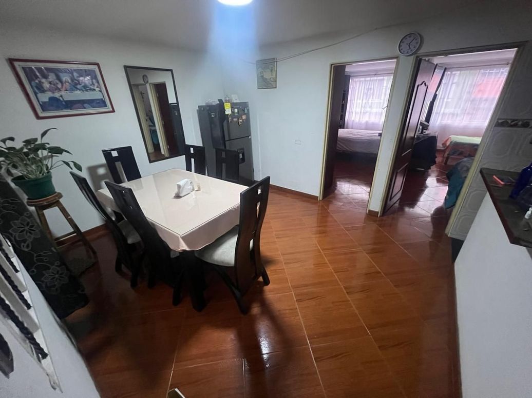 Casa de 6 alcobas en venta en La Cabaña, Bogotá, 288 m² · foto 8 de 20