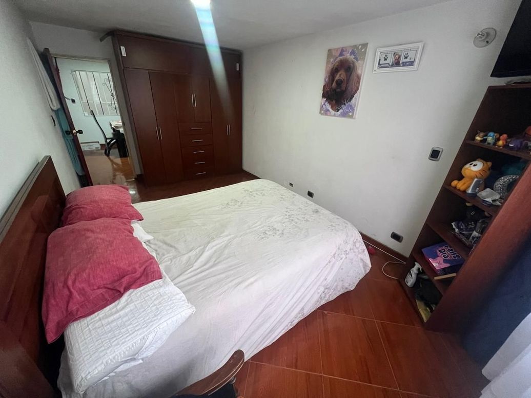 Casa de 6 alcobas en venta en La Cabaña, Bogotá, 288 m² · foto 10 de 20