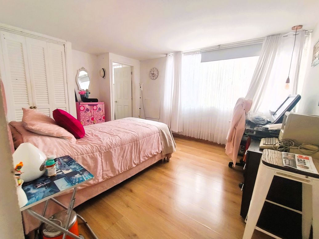 Apartamento de 4 alcobas en venta en Campin Occidental, Bogotá, 193 m² · foto 6 de 18