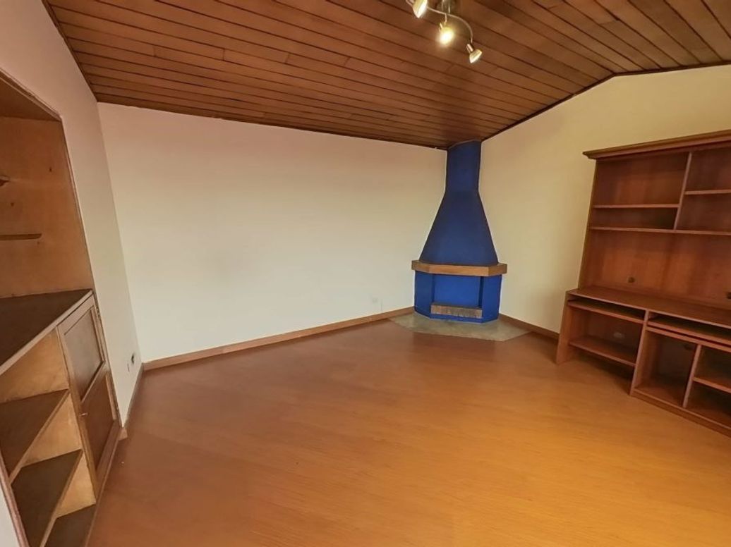 Apartamento de 4 alcobas en venta en Rincon Del Chicó, Bogotá, 198 m² · foto 9 de 16