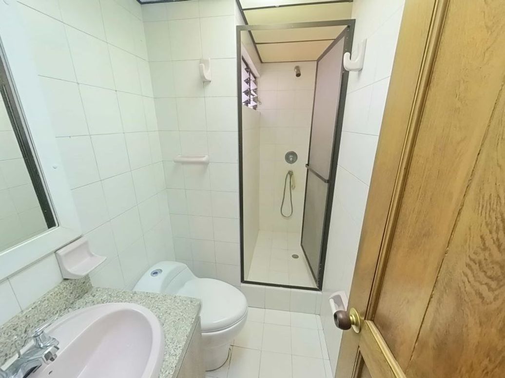 Apartamento de 4 alcobas en venta en Rincon Del Chicó, Bogotá, 198 m² · foto 16 de 16