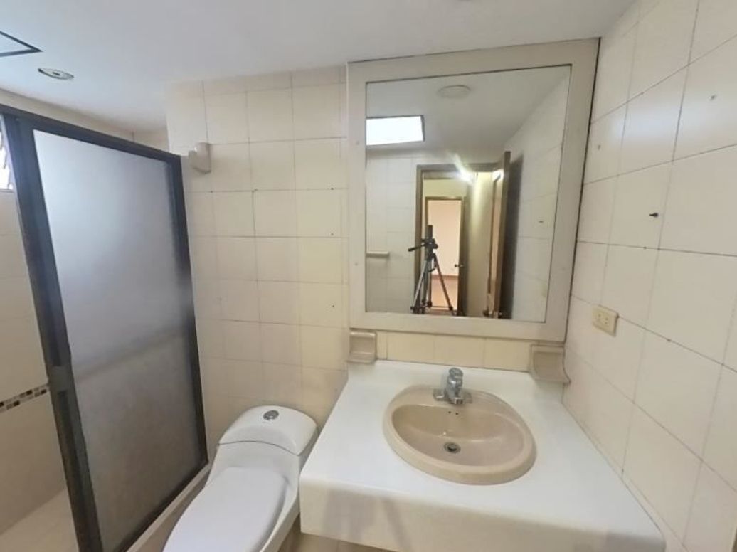 Apartamento de 4 alcobas en venta en Rincon Del Chicó, Bogotá, 198 m² · foto 15 de 16