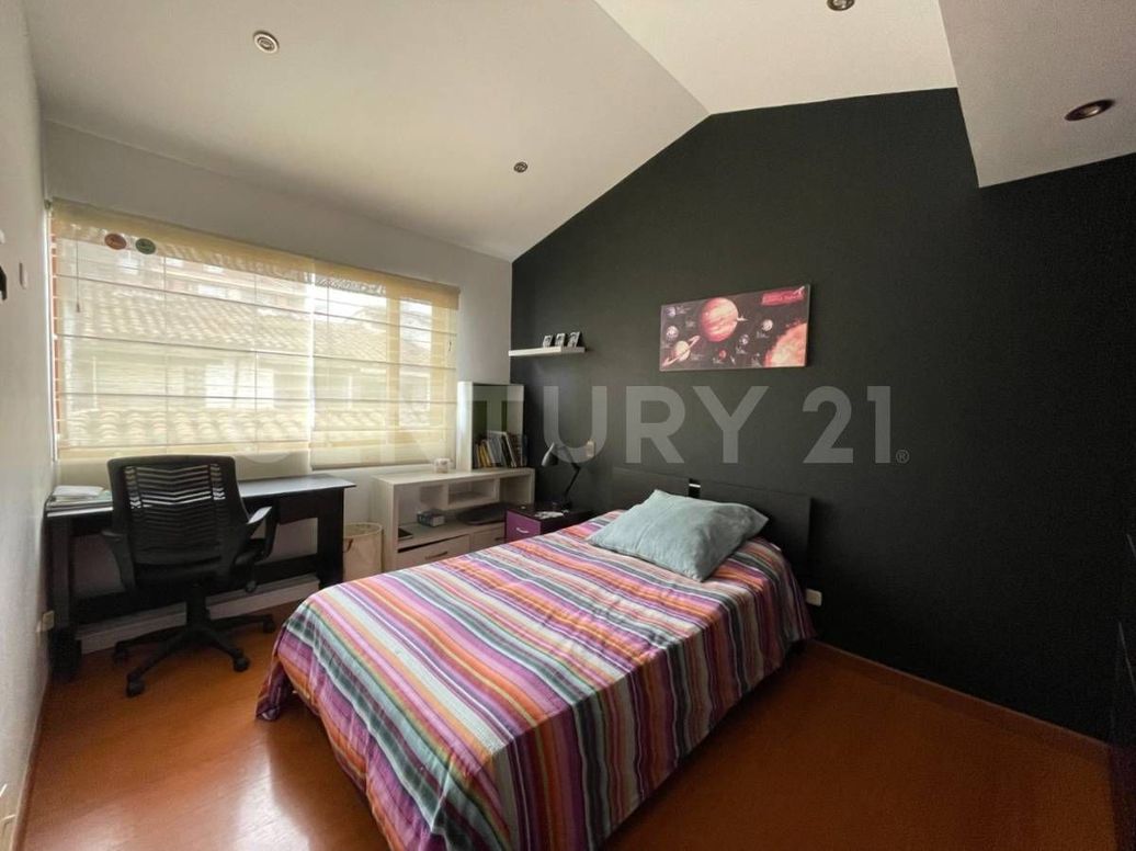 Casa de 3 alcobas en venta en Puente Largo, Bogotá, 210 m² · foto 17 de 19