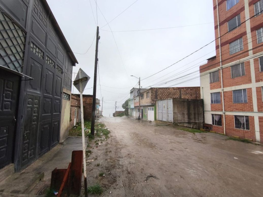 Apartamento de 2 alcobas en venta en La Flora, Bogotá, 35 m² · foto 4 de 16