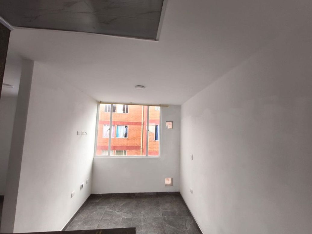 Apartamento de 2 alcobas en venta en La Flora, Bogotá, 35 m² · foto 10 de 16