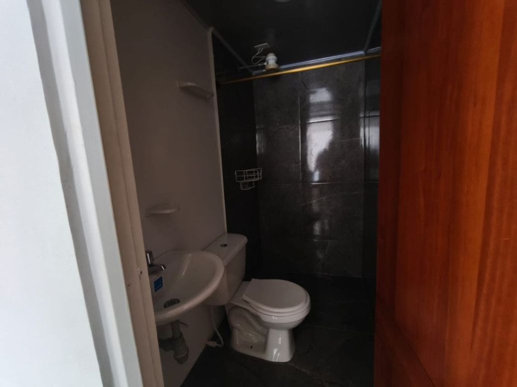Apartamento de 2 alcobas en venta en La Flora, Bogotá, 35 m² · foto 8 de 16