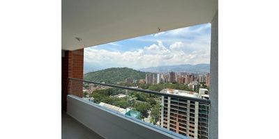 Te presentamos una excelente oportunidad de inversión en el Sector de Robledo, Altamira, Medellín, Antioquia, cerca del Hospital Pablo Tobon, la UPB  y la Clinica Bolivariana de Robledo. Area  61 M2, distribuidos en 2 cómodas alcobas, principal con baño y vestier, cocina integral, baño social, sala comedor, balcon, parqueadero y cuarto util.

Su construcción está diseñada para ofrecer espacios amplios y bien iluminados, con una distribución eficiente y acabados de alta calidad.

En cuanto a la ubicación, este apartamento se encuentra en una urbanización cerrada con acceso pavimentado y vigilancia las 24 horas, ofreciendo la seguridad y tranquilidad que buscas. También podrás disfrutar de un estilo de vida activo, ya que cuenta con zonas deportivas como canchas, piscinas y salon social, juegos infantiles, gimnasio, zona bbq, coworking, zona de mascotas, senderos, juegos infantiles.

Sus alrededores son ideales para vivir en un ambiente familiar, ya que se encuentra cerca de de parques y centros comerciales para realizar tus compras y divertirte en familia. Y si necesitas movilizarte, encontrarás opciones de transporte público cercanas para facilitar tus desplazamientos.

No esperes más para invertir en este espectacular apartamento en Medellín, donde podrás disfrutar de una vida cómoda, activa y rodeada de zonas verdes para relajarte y conectarte con la naturaleza. Además, cuenta con un garaje privado y parqueadero para visitantes, así como con portería y recepción para recibir a tus invitados con comodidad y estilo.

Aprovecha esta oportunidad única y contacta a nuestro equipo de expertos en bienes raíces en Colombia para conocer más detalles sobre este increíble apartamento. ¡No dejarás de enamorarte de él!
