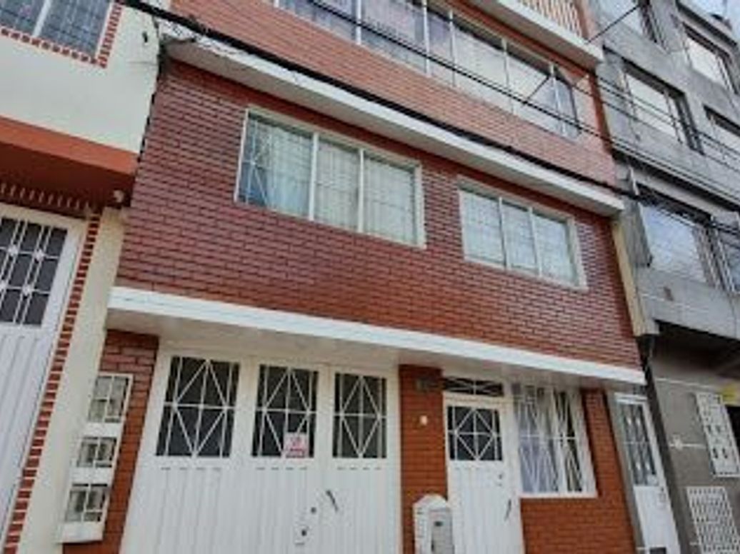 Casa de 9 alcobas en venta en Boita, Bogotá, 336 m² · foto 9 de 15