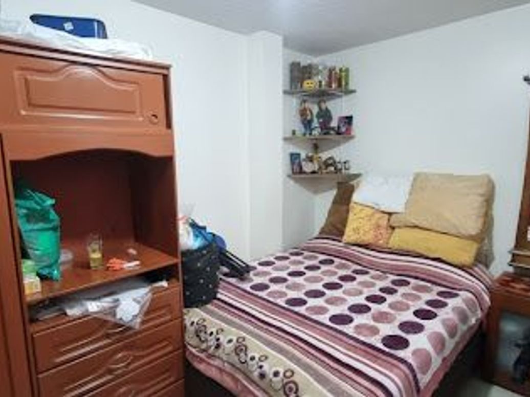 Casa de 9 alcobas en venta en Boita, Bogotá, 336 m² · foto 13 de 15