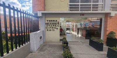 VENTA DE APARTAMENTO EN SOACHA
PRECIO DE VENTA
$145.609.850
Código Inmueble : 4805708
Conjunto: Terra Grande 4 Etapa 3 / Direccion : Carrera 9 Este # 38-75
Barrio: Terreros
50 mts²
03 Habitaciones
01 Baño
Conjunto Cerrado con porteria
Sala de Estar
Zona Verde
Salón Comunal
Zona De Niños
Tramitamos tu crédito inmobiliario
Asesor Comercial Edward Chirinos
NID 34621124139
