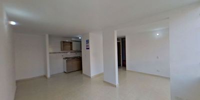 Tu primer hogar con todo lo que necesitas 

Este acogedor apartamento de 45 m² con vista interior, ubicado en un 1º piso, es ideal para quienes buscan comodidad, funcionalidad y un entorno familiar en una excelente zona residencial.

2 habitaciones confortables
1 baño práctico y funcional
Sala comedor acogedora para compartir momentos especiales
Cocina integral y zona de lavandería independiente
 Pisos cerámicos en todas las áreas para fácil mantenimiento

Disfruta de un conjunto con:
Zonas verdes y espacio para niños
Cancha múltiple, salón social y salón de juegos
Vigilancia privada 24/7 para tu tranquilidad

 Ubicación estratégica:
Muy cerca del Centro Comercial Plaza Imperial, supermercados como Éxito, D1, Ara y Surtimax, colegios y universidades (Nicolás Buenaventura, CUN) y la estación de TransMilenio Portal de Suba. Vías de acceso por la Carrera 102 y Calle 155.

 Haz realidad el sueño de tener tu propio espacio. ¡Ven a conocerlo!

Contáctanos y agenda tu visita hoy mismo.

H.
