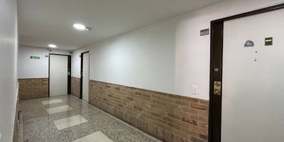 Lindo apartamento ubicado en chapinero cerca a universidades ,Clínicas ,Supermercados ,transporte publico ,buenas vías de acceso .