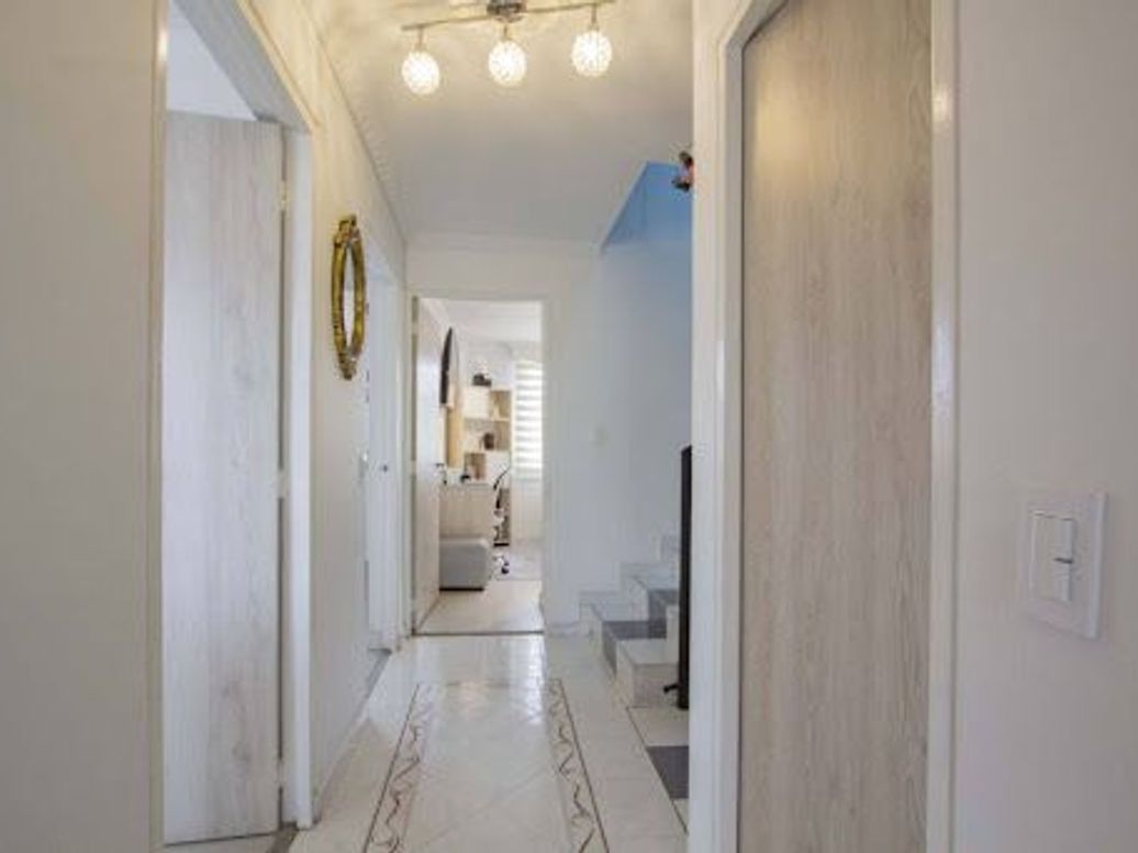 Casa de 8 alcobas en venta en Americas Occidental, Bogotá, 280 m² · foto 12 de 20