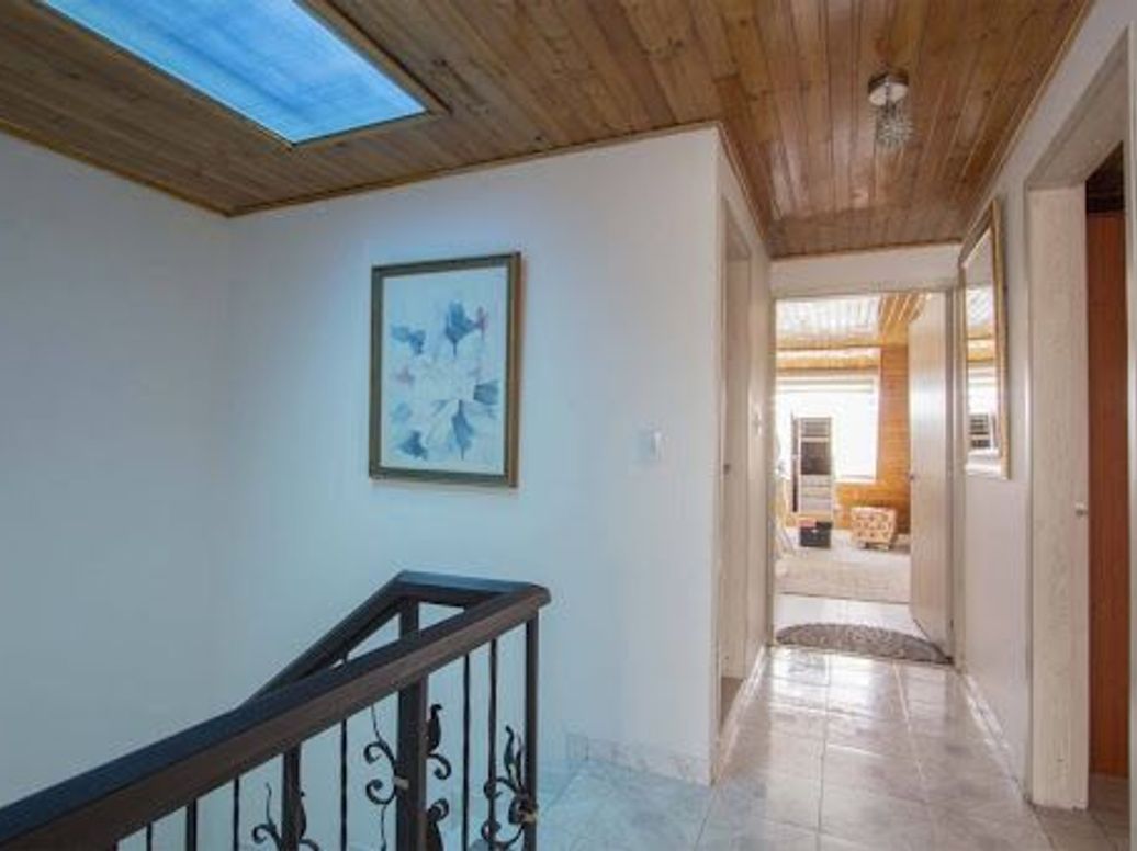 Casa de 8 alcobas en venta en Americas Occidental, Bogotá, 280 m² · foto 9 de 20