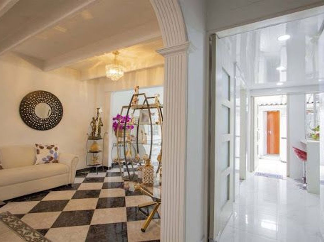 Casa de 8 alcobas en venta en Americas Occidental, Bogotá, 280 m² · foto 3 de 20