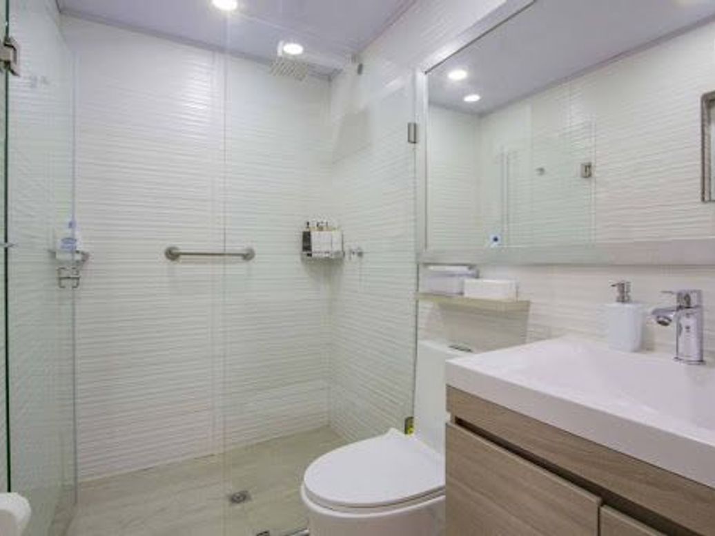 Casa de 8 alcobas en venta en Americas Occidental, Bogotá, 280 m² · foto 15 de 20