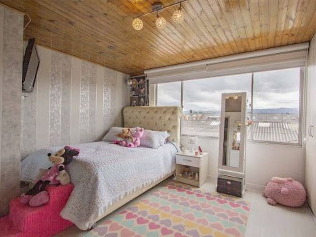 Casa de 8 alcobas en venta en Americas Occidental, Bogotá, 280 m² · foto 17 de 20