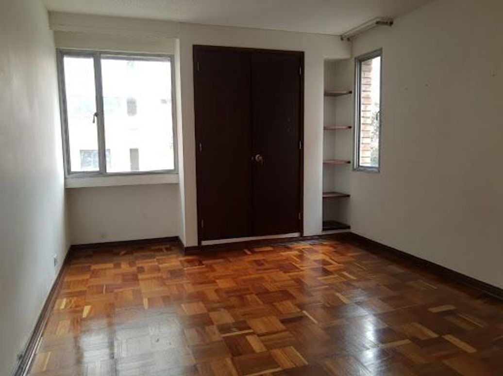 Apartamento de 4 alcobas en venta en Teusaquillo, Bogotá, 150 m² · foto 8 de 19