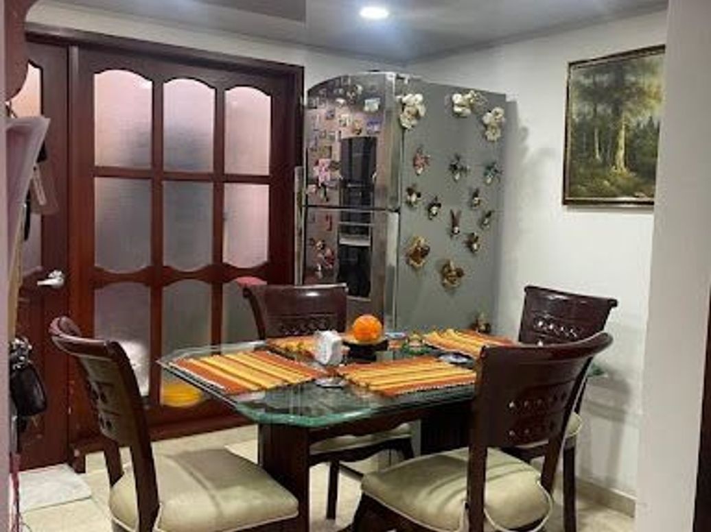 Casa de 3 alcobas en venta en Villas De Granada, Bogotá, 94 m² · foto 12 de 20