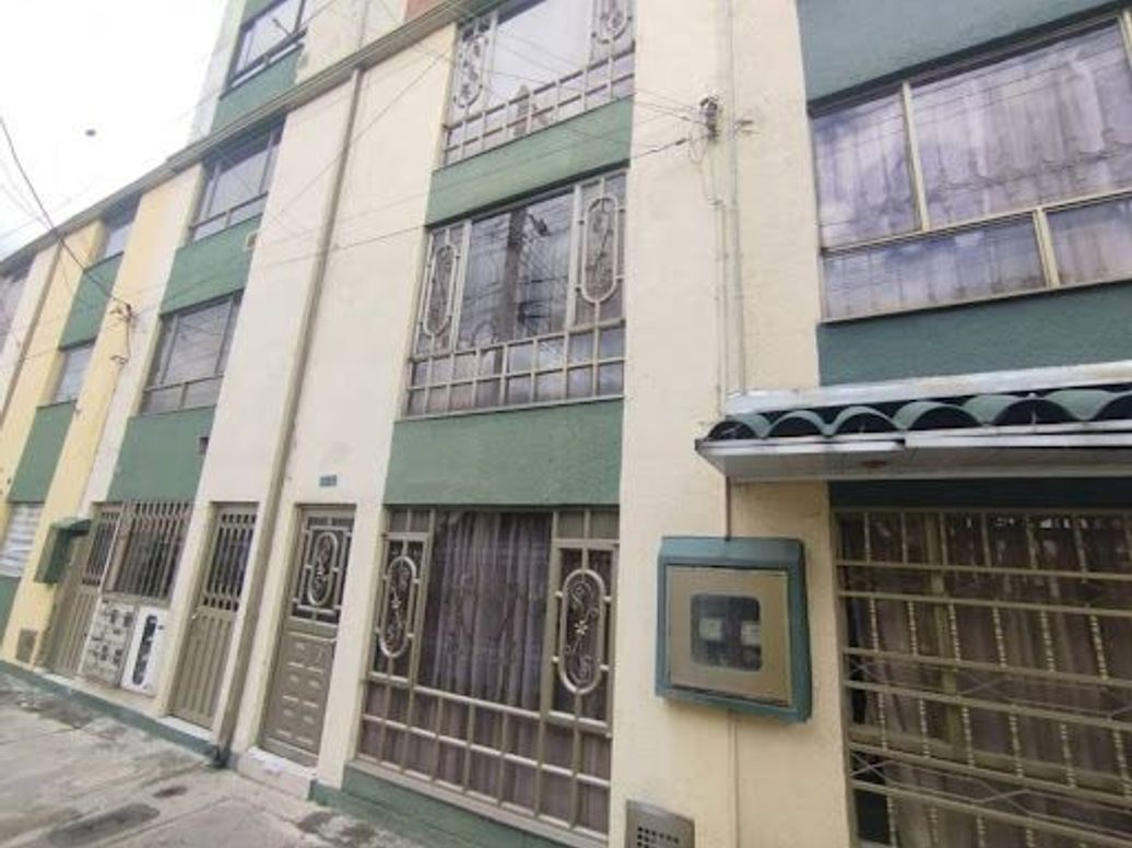 Casa de 3 alcobas en venta en Villas De Granada, Bogotá, 94 m² · foto 3 de 20