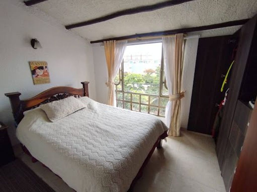 Casa de 3 alcobas en venta en Villas De Granada, Bogotá, 94 m² · foto 9 de 20