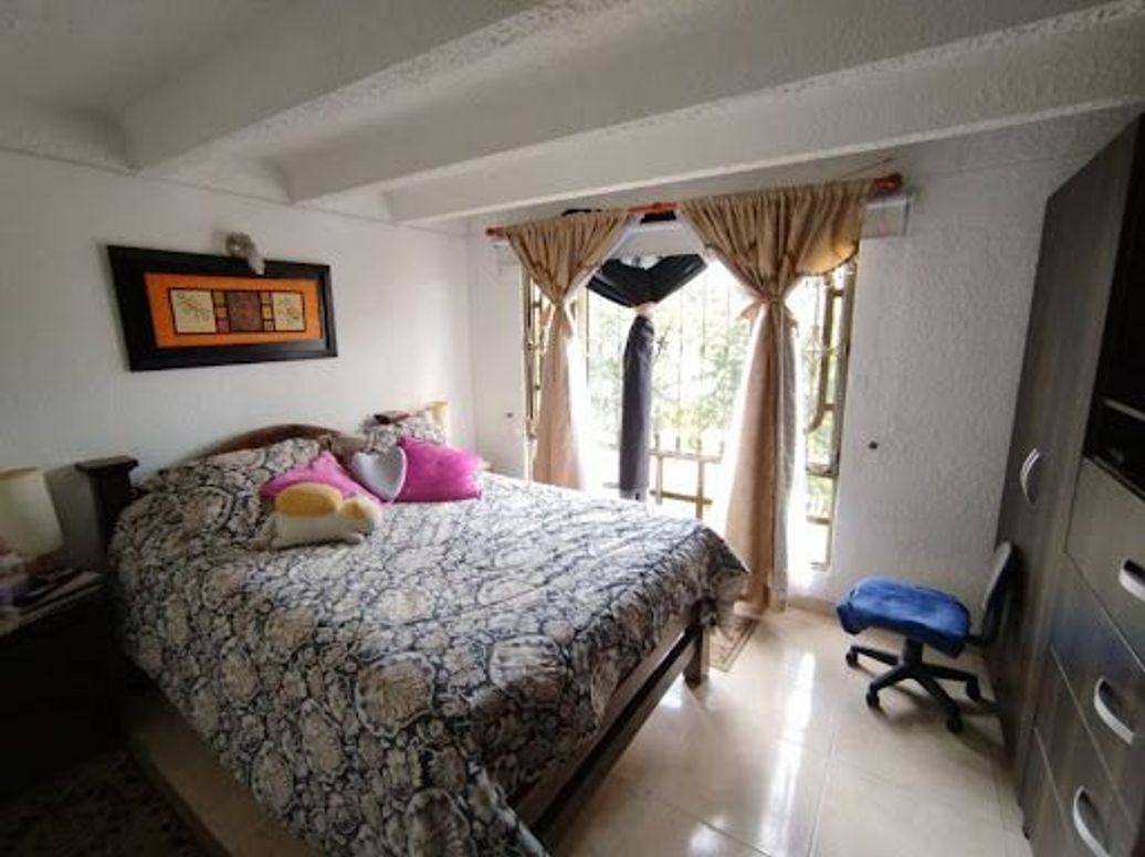 Casa de 3 alcobas en venta en Villas De Granada, Bogotá, 94 m² · foto 8 de 20