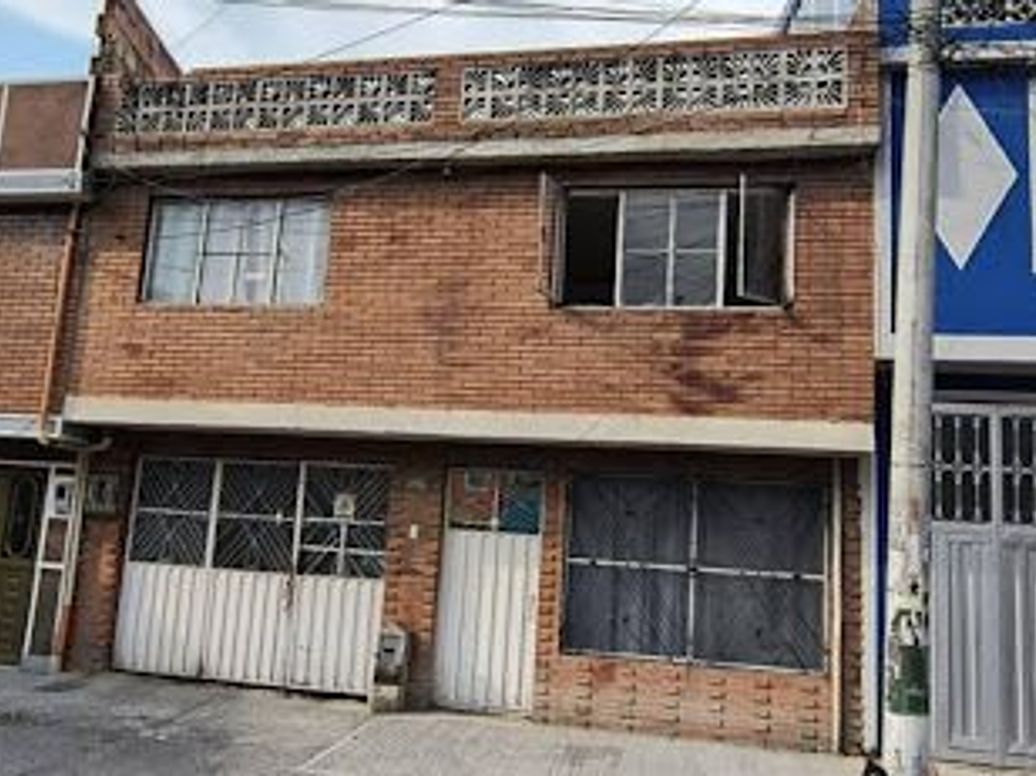Casa de 10 alcobas en venta en San Antonio De Bosa, Bogotá, 300 m² · foto 2 de 20