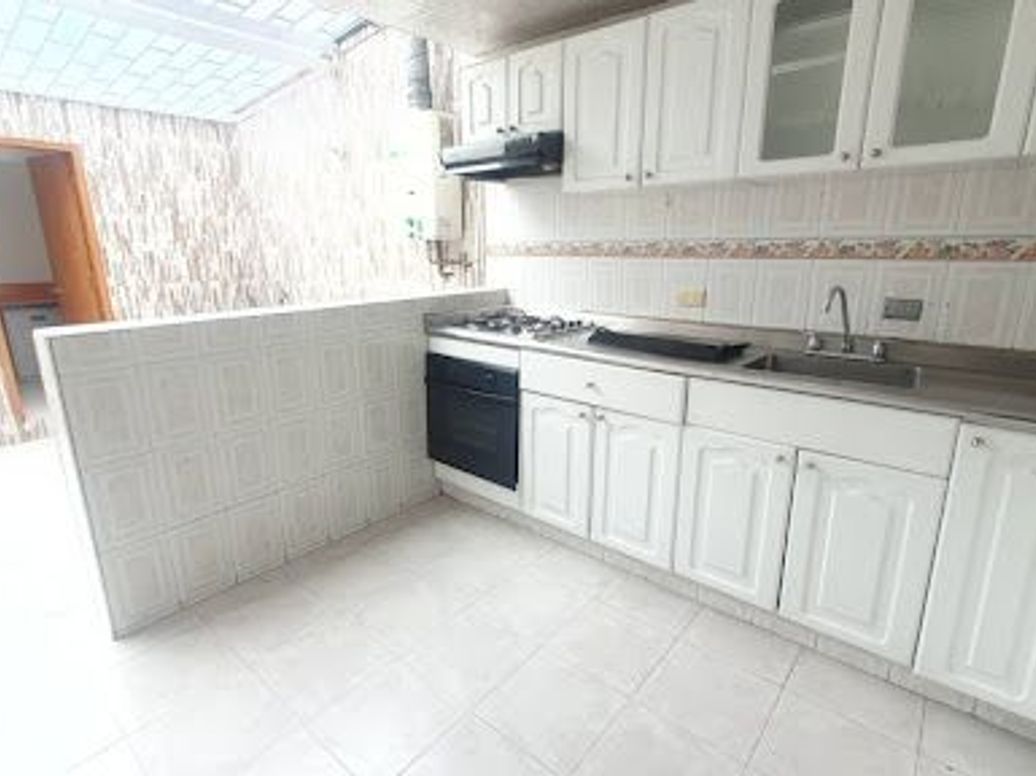 Casa en arriendo en Americas Occidental, Bogotá · foto 8 de 20