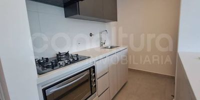 472-7839 Conaltura Inmobiliaria  ¡Tu oportunidad está en el sector Estadio! Apartamento en venta en conjunto cerrado, con seguridad, amplios espacios y excelente iluminación natural, ideal para quienes buscan comodidad y una ubicación privilegiada. A solo pasos del complejo deportivo Atanasio Girardot, la estación del metro y el Centro Comercial El Diamante. ¡Conéctate fácil con toda la ciudad! Las zonas comunes están en construcción, ¡muy pronto listas para disfrutar en familia! Oportunidad perfecta como vivienda propia o inversión segura en uno de los sectores más valorizados de Medellín. Contáctanos y agenda tu visita hoy. ¡No dejes pasar esta oportunidad!