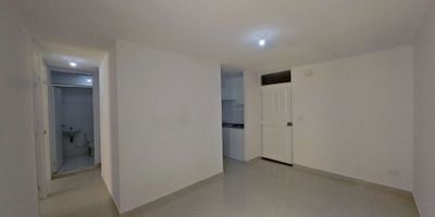 Apartamento en Venta – Conjunto Palmeras del Caribe 2, Caribe Verde, Barranquilla

Apartamento disponible en el conjunto Palmeras del Caribe 2, ubicado en el sector de Caribe Verde, una zona residencial con alta proyección y constante valorización en el sur de Barranquilla.

Características del inmueble:


 
 Área construida: 46 m²
 
 
 Precio de venta: $94.000.000
 
 
 Dirección: Calle 130 #9G-141, Apto 303
 
 
 Piso: 3
 
 
 Estrato: 2
 
 
 Antigüedad: 5 años
 
 
 Habitaciones: 2
 
 
 Baños: 1
 
 
 Estado: Remodelado
 


Zonas comunes del conjunto:


 
 Portería con vigilancia
 
 
 Salón comunal
 
 
 Zona infantil
 
 
 Zonas verdes
 
 
 Conjunto cerrado
 


Gastos mensuales aproximados: $311.495
(Incluye consumo promedio de servicios públicos e Internet)

Ubicación estratégica:
Cercano a supermercados, instituciones educativas, clínicas, zonas verdes y rutas de transporte. Caribe Verde es una zona en crecimiento con excelente calidad de vida y accesibilidad.

Ideal para quienes buscan una vivienda propia asequible o una inversión rentable.

Contáctanos hoy para conocer más detalles y agendar tu visita. ¡No dejes pasar esta oportunidad!
