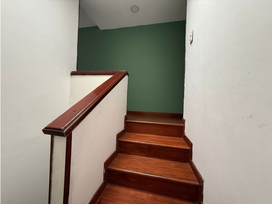 Casa de 3 alcobas en venta en La Esmeralda, Bogotá, 239 m² · foto 11 de 20