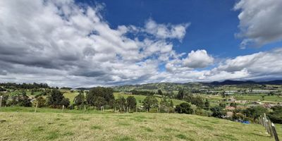 Predio ubicado en Villa Guadalupe vereda El Manzano municipio de Sotaquira Boyaca a siete minutos de Paipa

Cuenta con dos mil veinte metros cuadrados hermosa vista vía privada y cerramiento

Zona con acceso a transporte publico hacia Paipa Tunja y Duitama

A dos minutos de la autopista principal y a tres minutos de la estación de servicio Terpel con Altoque

Los servicios de luz agua y gas están disponibles mediante solicitud

Estrato dos zona rural



Publicado por Red Bienes Raices
