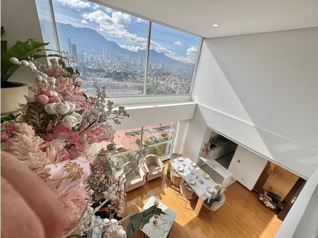 Apartamento de 3 alcobas en venta en Samper Mendoza, Bogotá, 137 m² · foto 3 de 17