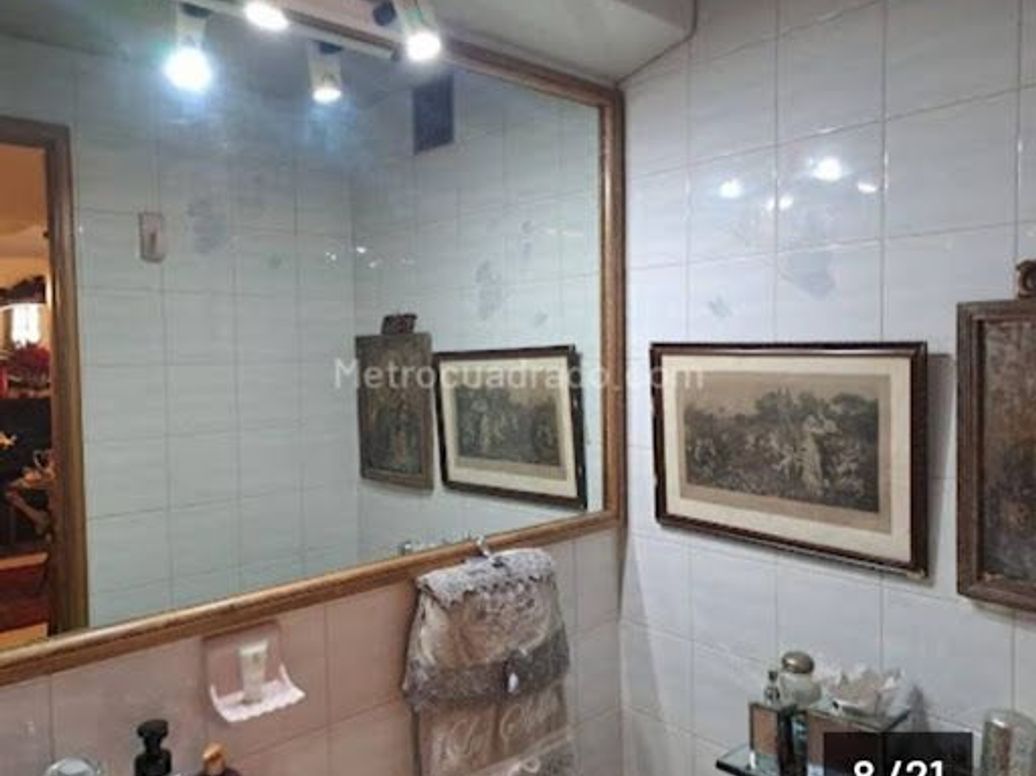 Apartamento de 3 alcobas en arriendo en Chicó Navarra, Bogotá, 135 m² · foto 11 de 16