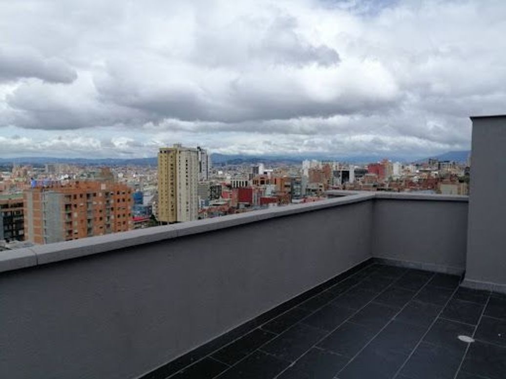 Apartaestudio en venta en Chapinero Alto, Bogotá, 48 m² · foto 2 de 16