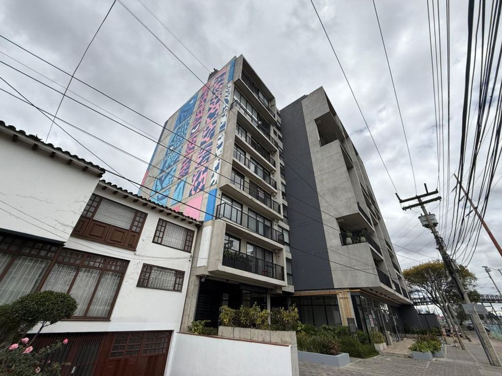Casa de 5 alcobas en venta en Polo Club, Bogotá, 624 m² · foto 5 de 20