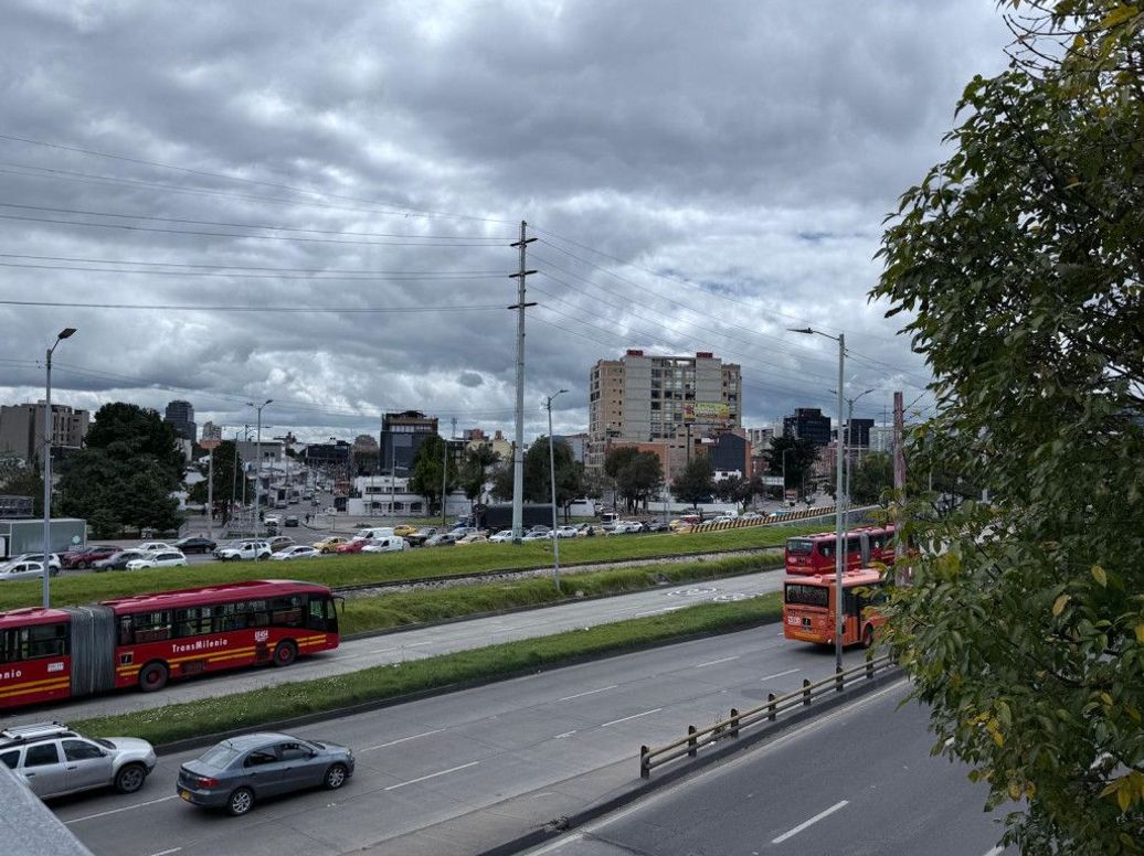 Casa de 5 alcobas en venta en Polo Club, Bogotá, 624 m² · foto 17 de 20