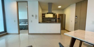 Descubre este apartaestudio amoblado de 52.43 metros cuadrados distribuidos en1 habitación, 1 baño, sala-comedor, cocina integral, area de labores, balcon, cuenta con salon social, ascensor, piscina, planta electrica, gimnasio y 1 parqueadero, este inmueble ofrece comodidad. No pierdas la oportunidad de adquirir este inmueble. ¡Contáctanos para más información!