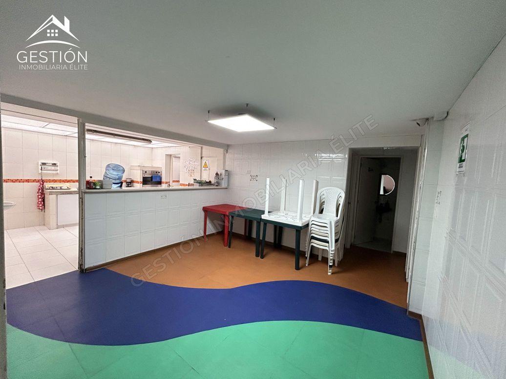 Casa de 3 alcobas en venta en Niza, Bogotá, 398 m² · foto 12 de 20