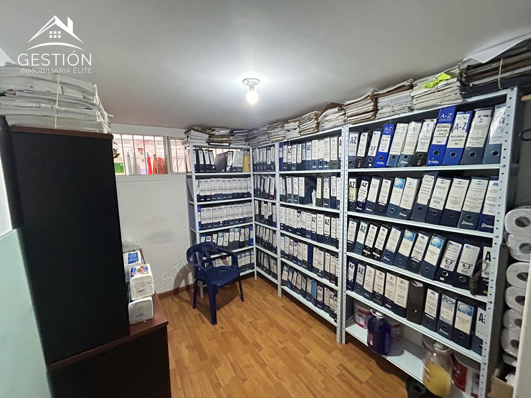 Casa de 3 alcobas en venta en Niza, Bogotá, 398 m² · foto 13 de 20