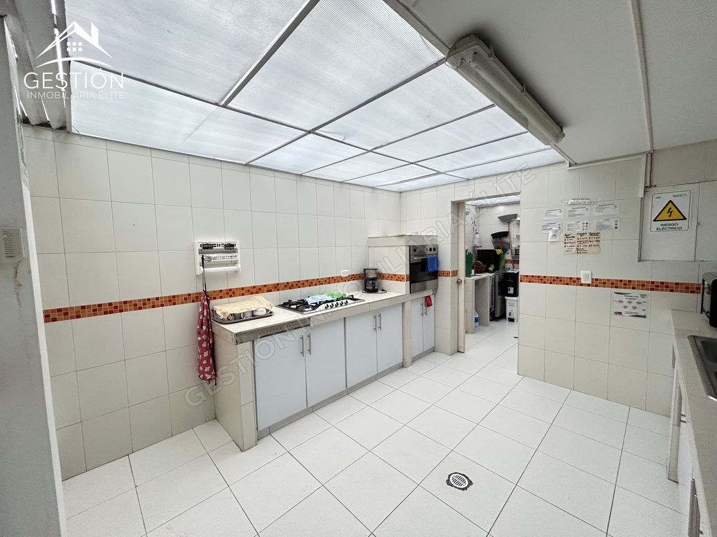 Casa de 3 alcobas en venta en Niza, Bogotá, 398 m² · foto 8 de 20