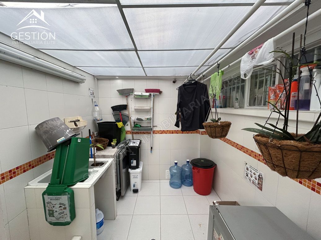 Casa de 3 alcobas en venta en Niza, Bogotá, 398 m² · foto 10 de 20
