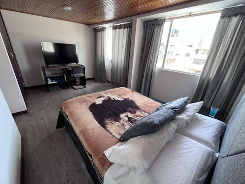 Casa de 5 alcobas en venta en Rincón Santo, Bogotá, 245 m² · foto 7 de 20