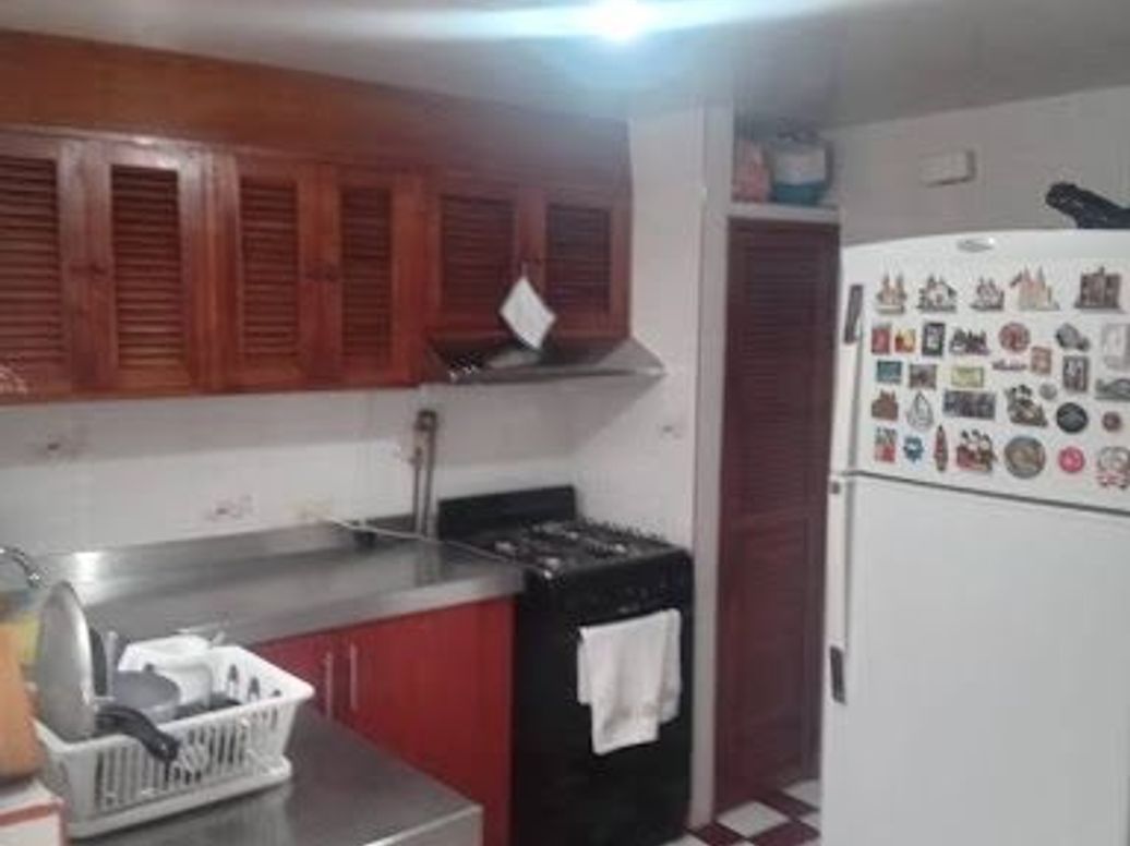 Casa de 5 alcobas en venta en Rincón Santo, Bogotá, 245 m² · foto 4 de 20
